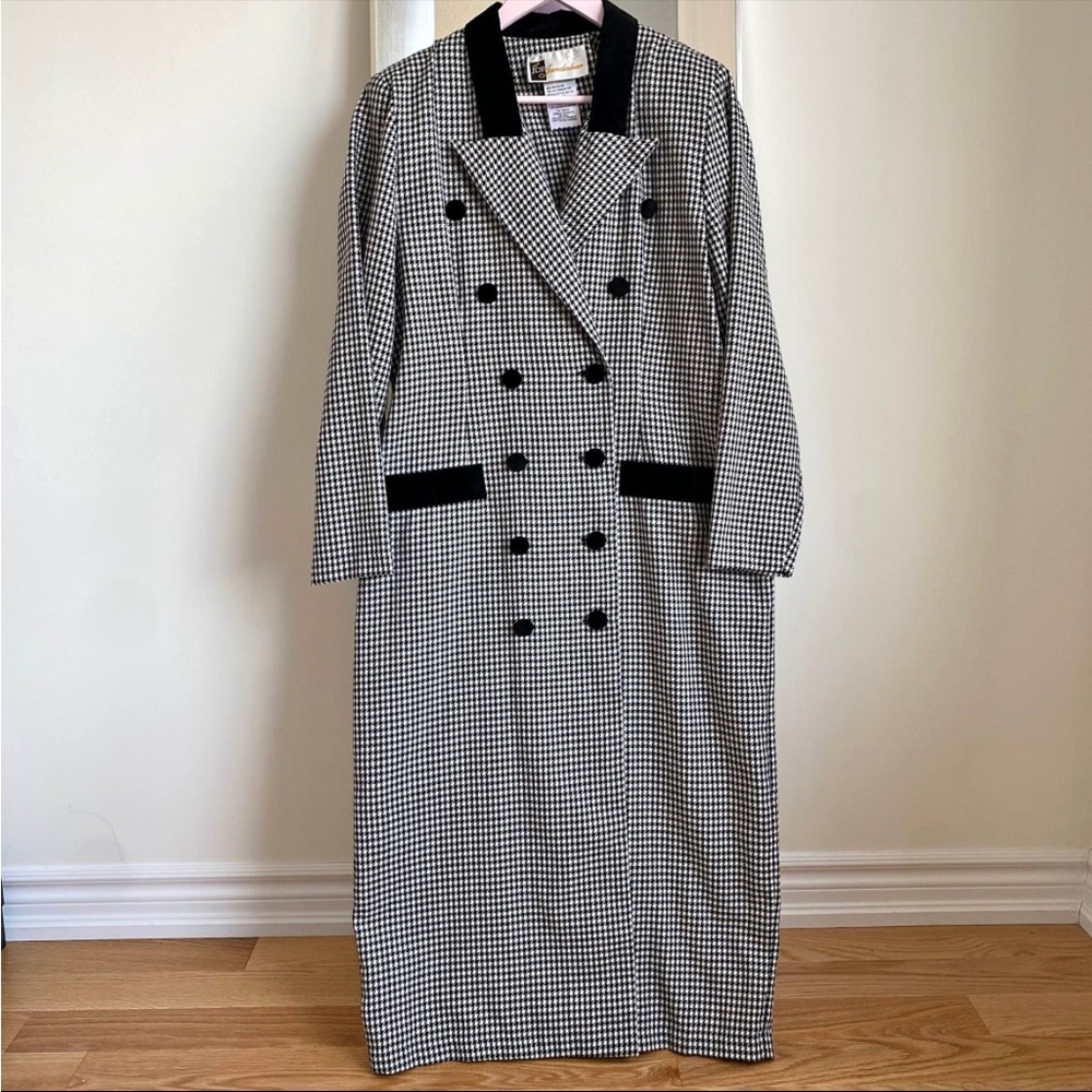 Vintage Jondabar Elegant Black & White Houndstooth Double-Breasted Long Coat